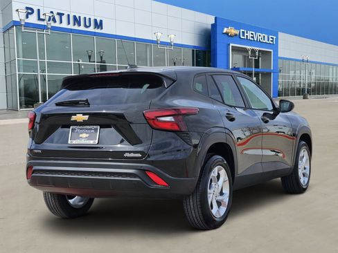 New 2026 Chevrolet Trax LS w/ LS Convenience Package image 5