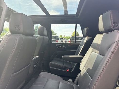 Used 2022 Chevrolet Tahoe RST w/ Luxury Package AWD/4WD image 6