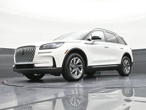 Used 2026 Lincoln Corsair Premiere FWD image 21