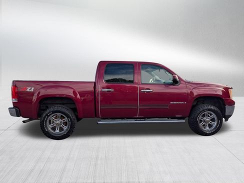 Used 2007 GMC Sierra 1500 SLT w/ SLE/SLT Trailering Package AWD/4WD image 6