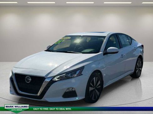 Used 2022 Nissan Altima 2.5 SV w/ SV Premium Package AWD/4WD image 47