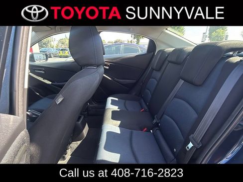 Used 2018 Toyota Yaris iA FWD image 6