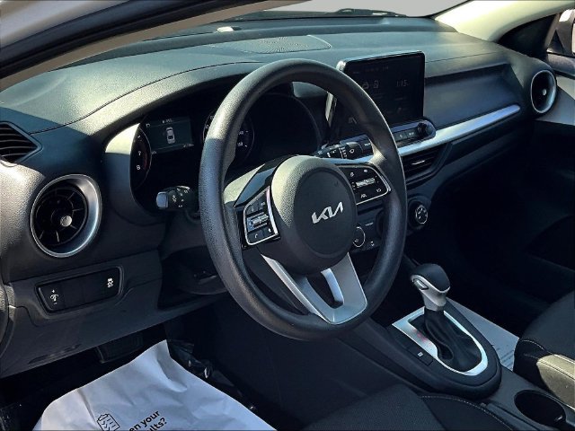 Certified 2024 Kia Forte LXS FWD image 17