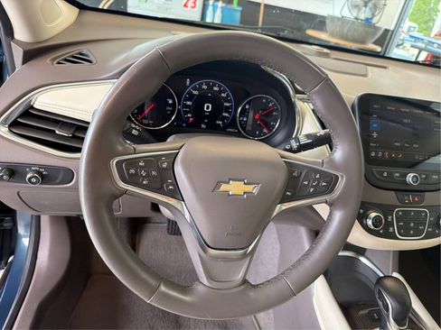 Used 2024 Chevrolet Malibu LT FWD image 18