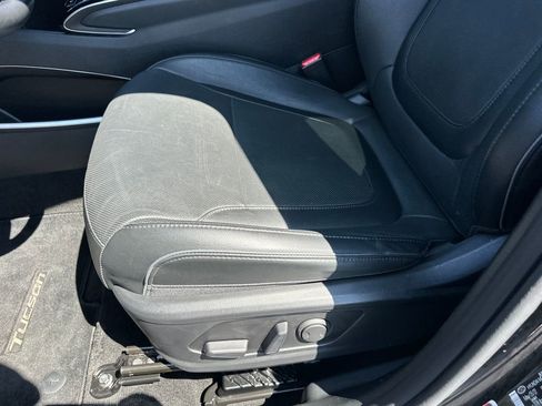 Used 2022 Hyundai Tucson Limited FWD image 10