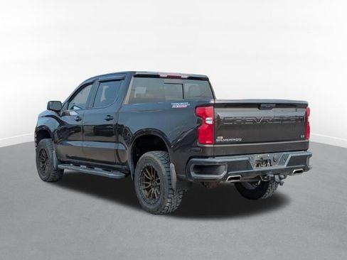 Used 2019 Chevrolet Silverado 1500 LT Trail Boss AWD/4WD image 4