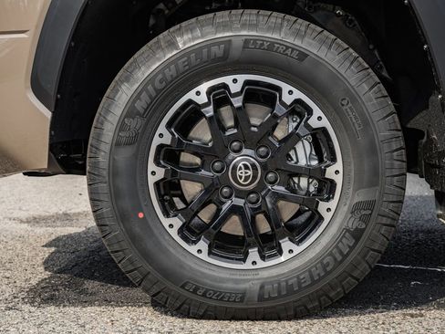 New 2026 Toyota Tundra SR5 image 19