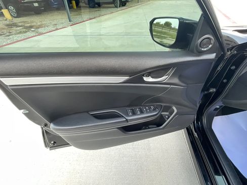 Used 2019 Honda Civic Sport image 21