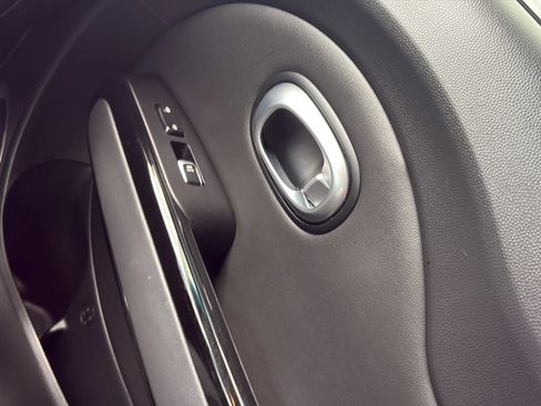 Used 2019 Kia Soul ! FWD image 26