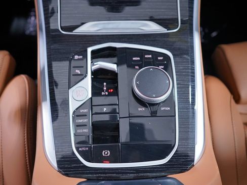 Used 2026 BMW X5 sDrive40i w/ M Sport Package RWD image 13