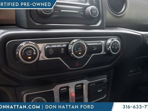 Used 2020 Jeep Wrangler Sport AWD/4WD image 11