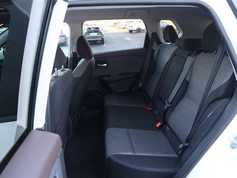 Certified 2023 Nissan Rogue SV image 9