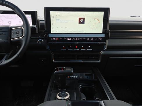 Used 2024 GMC Hummer EV 3X w/ LPO, Illumination Package image 14