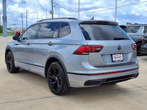 Used 2023 Volkswagen Tiguan SE R-Line FWD image 2