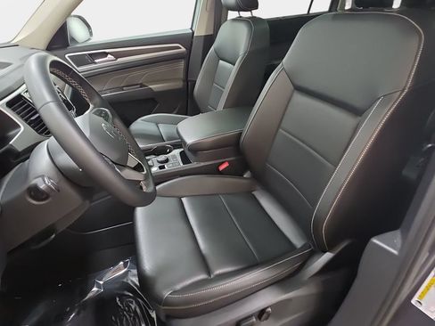 Used 2023 Volkswagen Atlas SE w/ Panoramic Sunroof Package AWD/4WD image 13