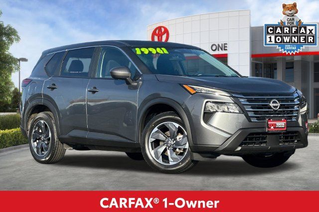 Used 2024 Nissan Rogue SV FWD image 2