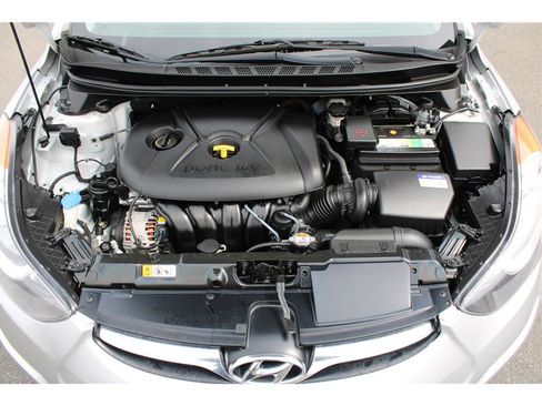 Used 2013 Hyundai Elantra GLS w/ Preferred Pkg image 33