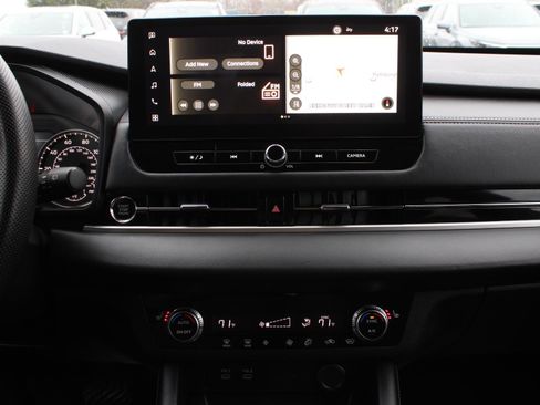 Used 2025 Mitsubishi Outlander SE AWD/4WD image 12