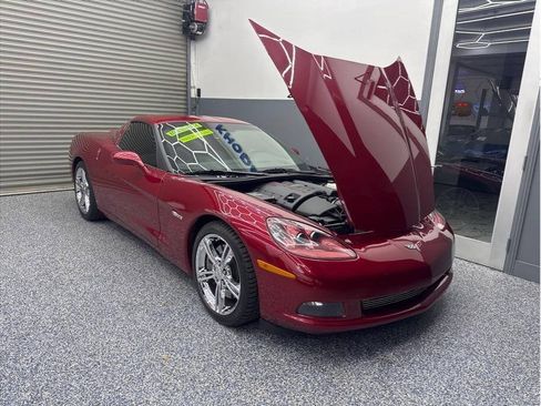 Used 2008 Chevrolet Corvette Coupe w/ Preferred Equipment Group RWD image 24