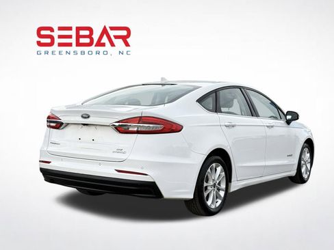 Used 2019 Ford Fusion SE FWD image 6