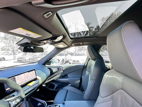 New 2025 BMW X3 xDrive30i w/ Premium Package image 17