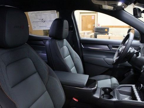 New 2026 GMC Terrain AT4 AWD/4WD image 10
