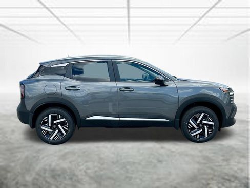 New 2026 Nissan Kicks SV w/ SV Premium Package FWD image 4