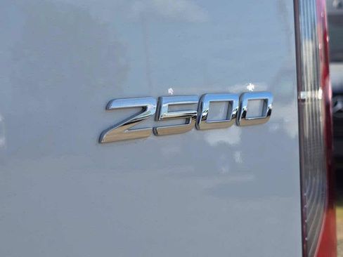 Used 2025 Mercedes-Benz Sprinter 2500 image 19