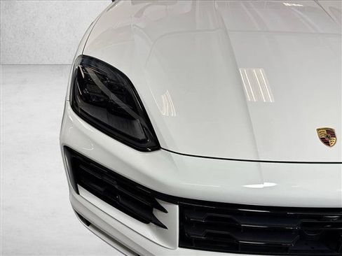 New 2025 Porsche Cayenne E-Hybrid Coupe AWD/4WD image 26