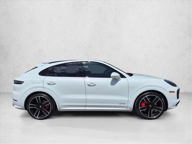Used 2021 Porsche Cayenne GTS AWD/4WD image 4