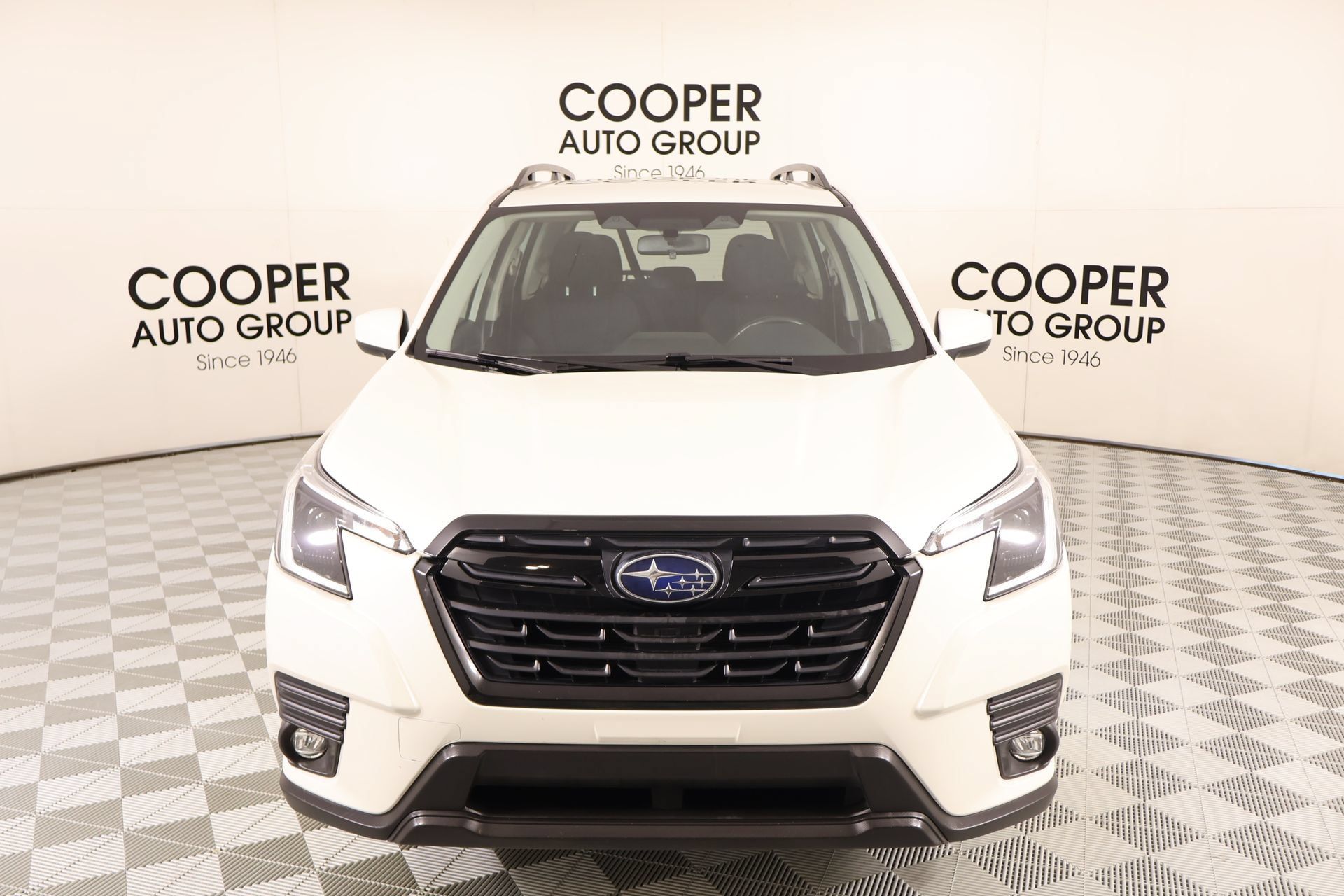 Used 2024 Subaru Forester Premium AWD/4WD image 9