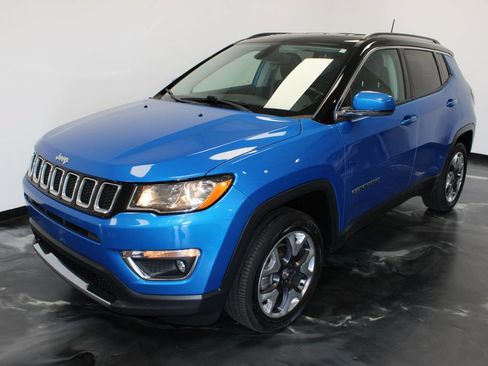 Used 2020 Jeep Compass Limited AWD/4WD image 25