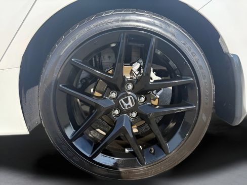 Used 2025 Honda Civic Sport image 35
