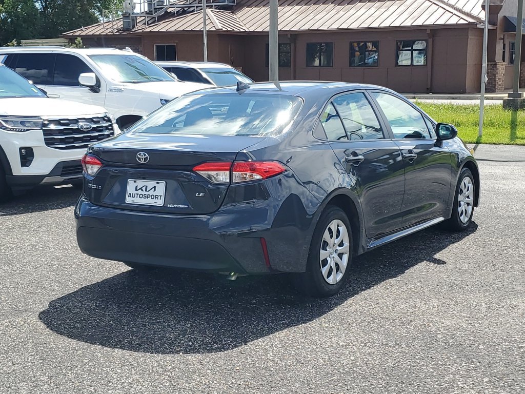 Used 2024 Toyota Corolla LE FWD image 4