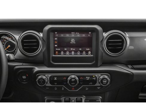 Used 2019 Jeep Wrangler Unlimited Sahara AWD/4WD image 7