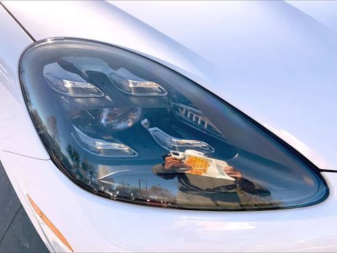 Used 2019 Porsche Cayenne image 26