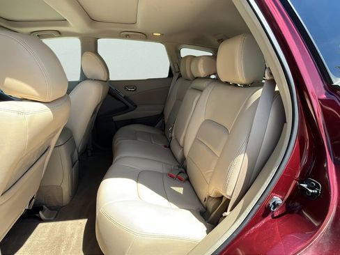 Used 2011 Nissan Murano SV AWD/4WD image 17