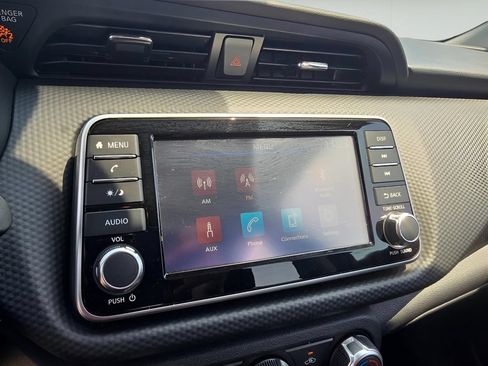 Used 2025 Nissan Kicks Play S w/ Interior Electronics Package FWD image 21