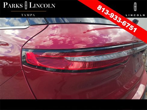 Used 2025 Lincoln Corsair Reserve image 10