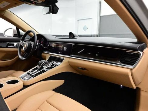Certified 2023 Porsche Panamera 4S AWD/4WD image 19