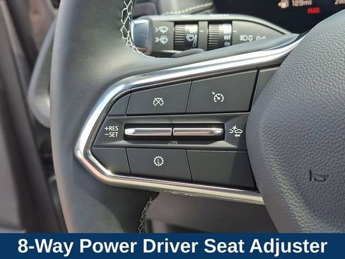 Used 2026 Chevrolet Traverse Z71 AWD/4WD image 7