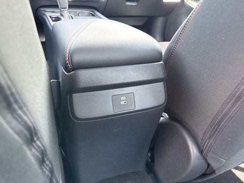 New 2026 Nissan Sentra SR w/ Floor Mat Package FWD image 15