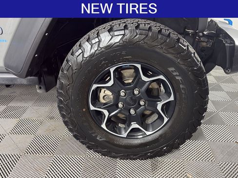 Used 2023 Jeep Wrangler Unlimited Rubicon 4xe w/ Cold Weather Group image 15