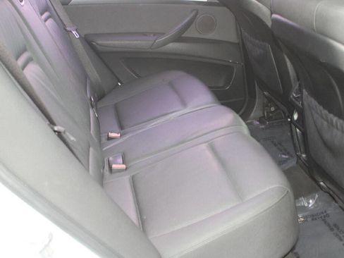 Used 2013 BMW X5 xDrive35i image 10