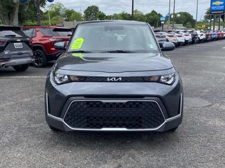 Used 2023 Kia Soul LX w/ Option Group 015 FWD video 2