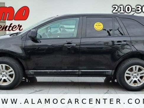 Used 2010 Ford Edge SE FWD image 2