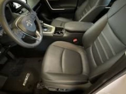Used 2025 Toyota RAV4 Limited w/ Advanced Technology Package AWD/4WD image 3