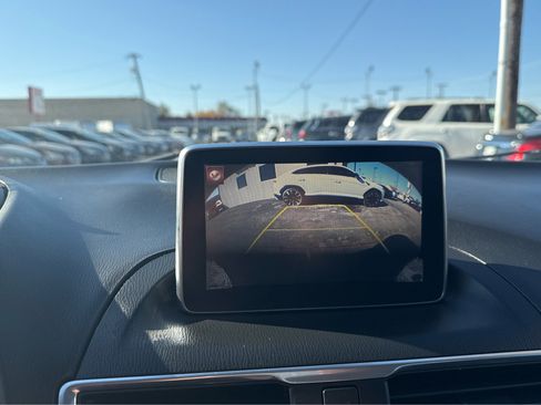 Used 2016 MAZDA MAZDA3 s Grand Touring image 20