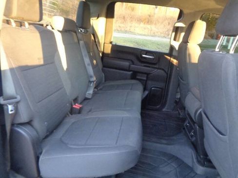 Used 2022 Chevrolet Silverado 2500 LT AWD/4WD image 29