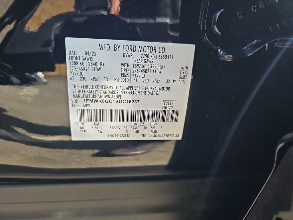 Used 2025 Ford Explorer ST w/ Sun And Sound Package AWD/4WD image 45